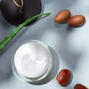 קרם של גאיה קוסמטיקס